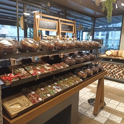 Artizan Naturel&glutensiz Fırın ( Çöylak Hastalarına Satış Önerilmemektedir.)