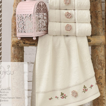Fiesta Tekstil Havlu Bornoz