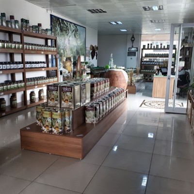 Yeşilce Zeytin Ve Zeytinyağı ( Fabrıka Satış Mağazası )
